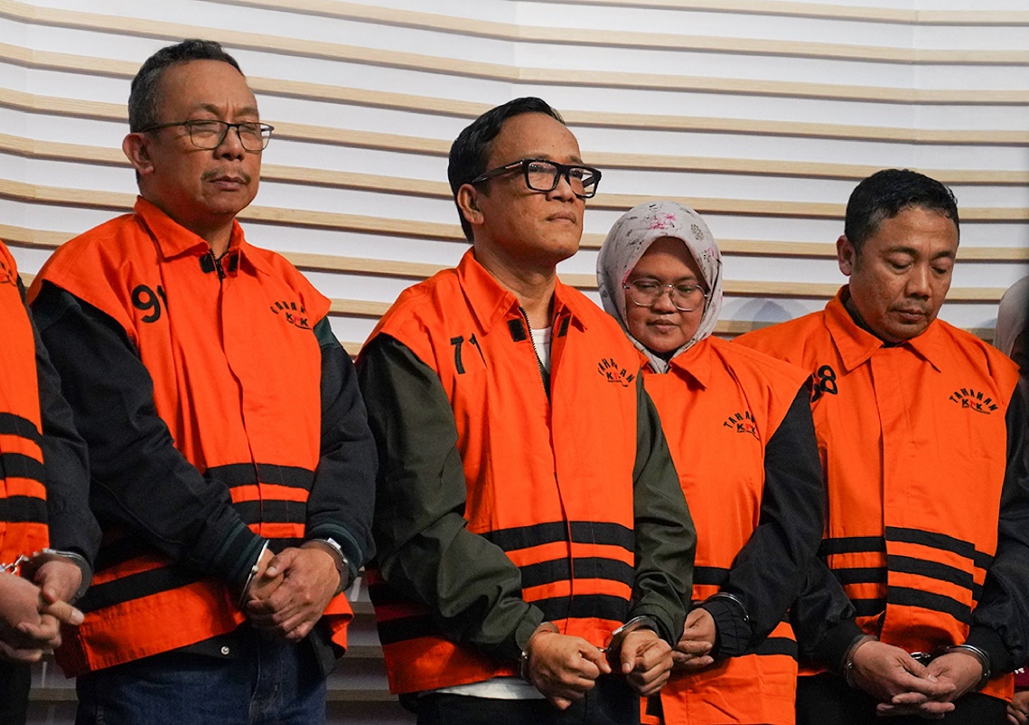 Wamenaker Jadi Tersangka, Langsung Ditahan KPK